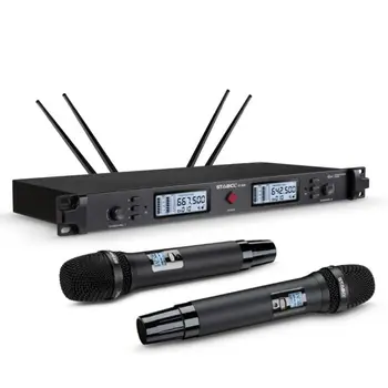 Vysoce kvalitní indukční nabíjecí bezdrátový mikrofon UHF mikrofon, jeden pro dvě Profesionální fázi KTV rodinu výkon